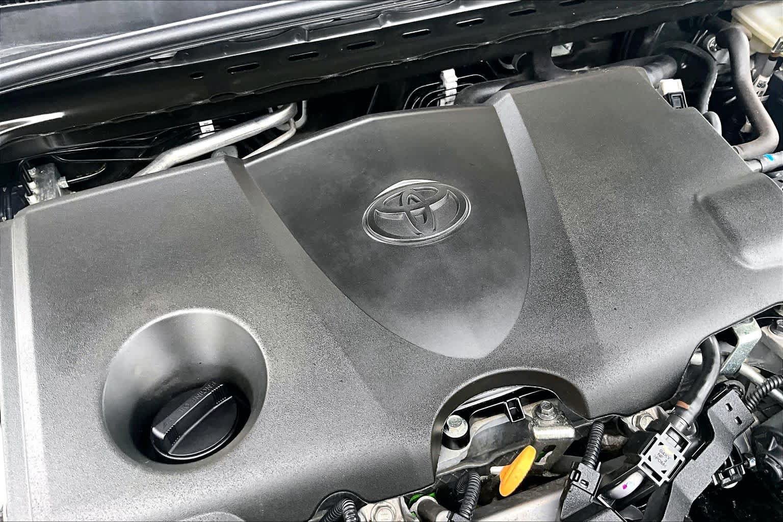 Used 2023 Toyota Camry SE FWD image 32