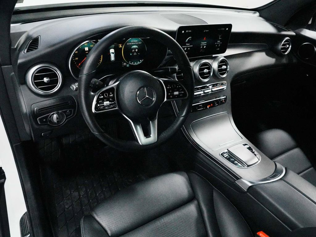 Used 2022 Mercedes-Benz GLC 300 4MATIC w/ Multimedia Package Lite image 15