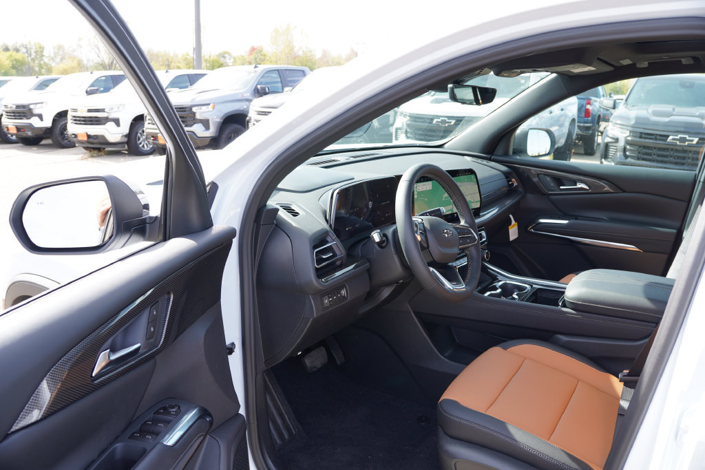 New 2027 Chevrolet Traverse Z71 w/ Driver Confidence Package AWD/4WD image 10