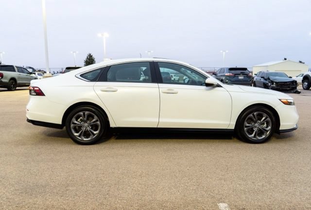 Used 2025 Honda Accord EX-L image 8