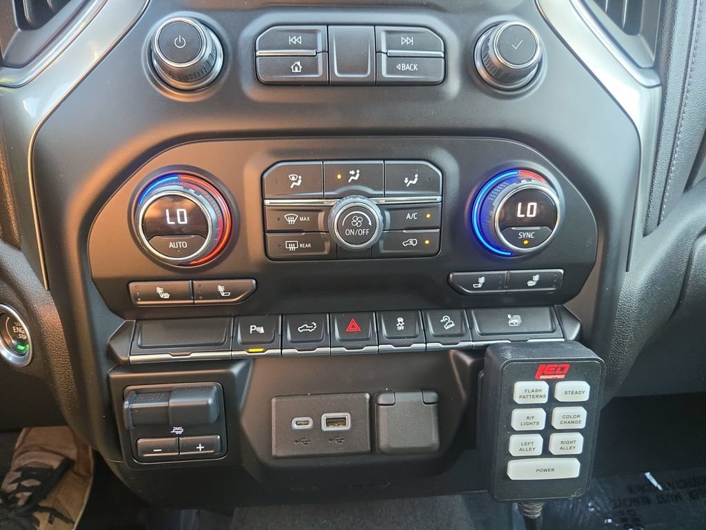Used 2021 Chevrolet Silverado 2500 LT w/ Z71 Chrome Sport Edition AWD/4WD image 26