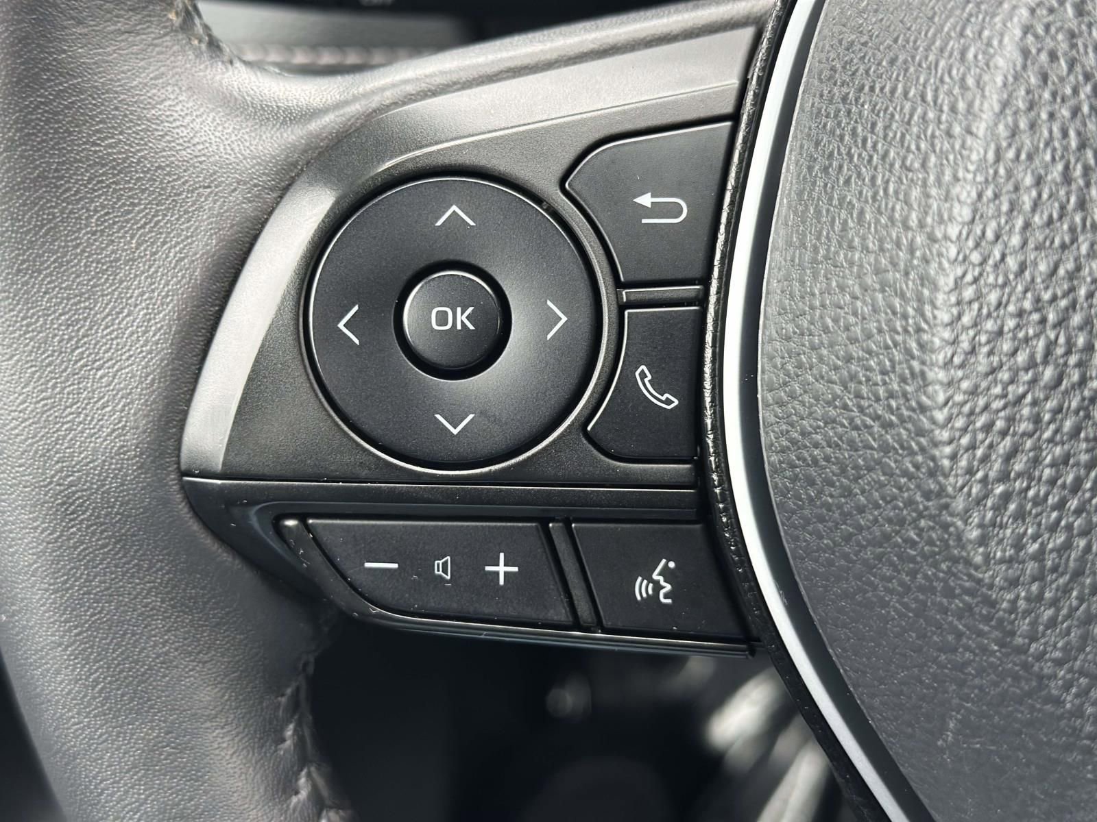 Used 2023 Toyota RAV4 XLE w/ Convenience Package image 14