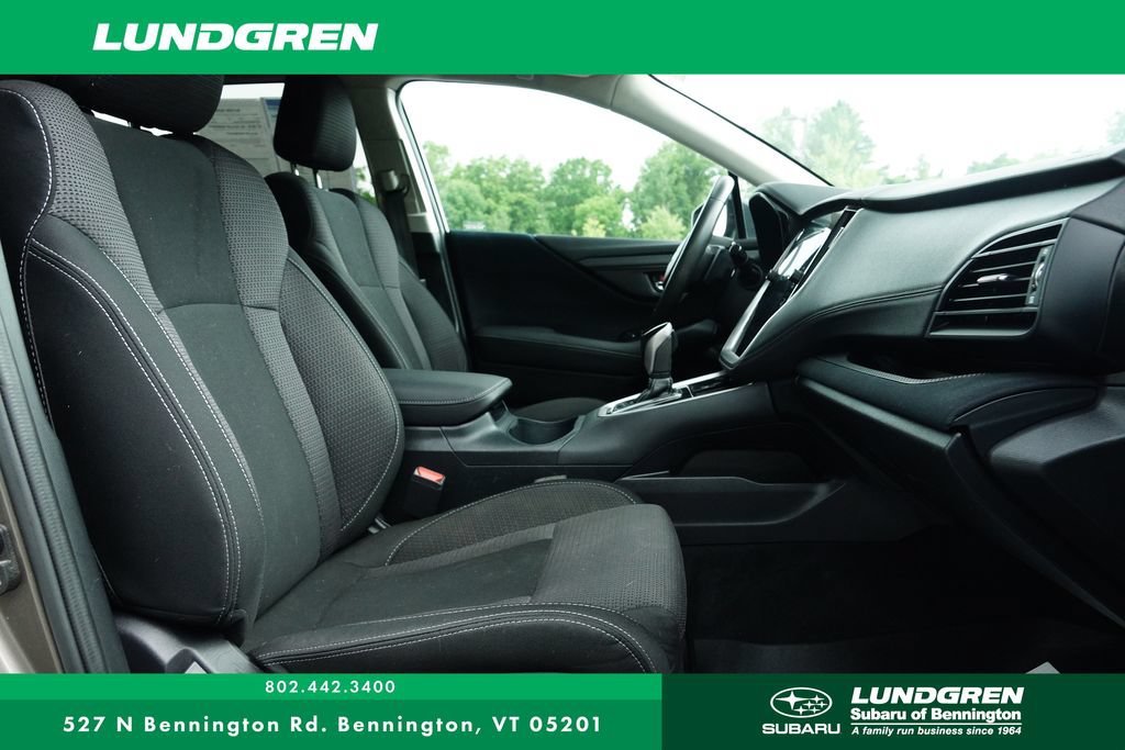 Used 2024 Subaru Outback Premium AWD/4WD image 9