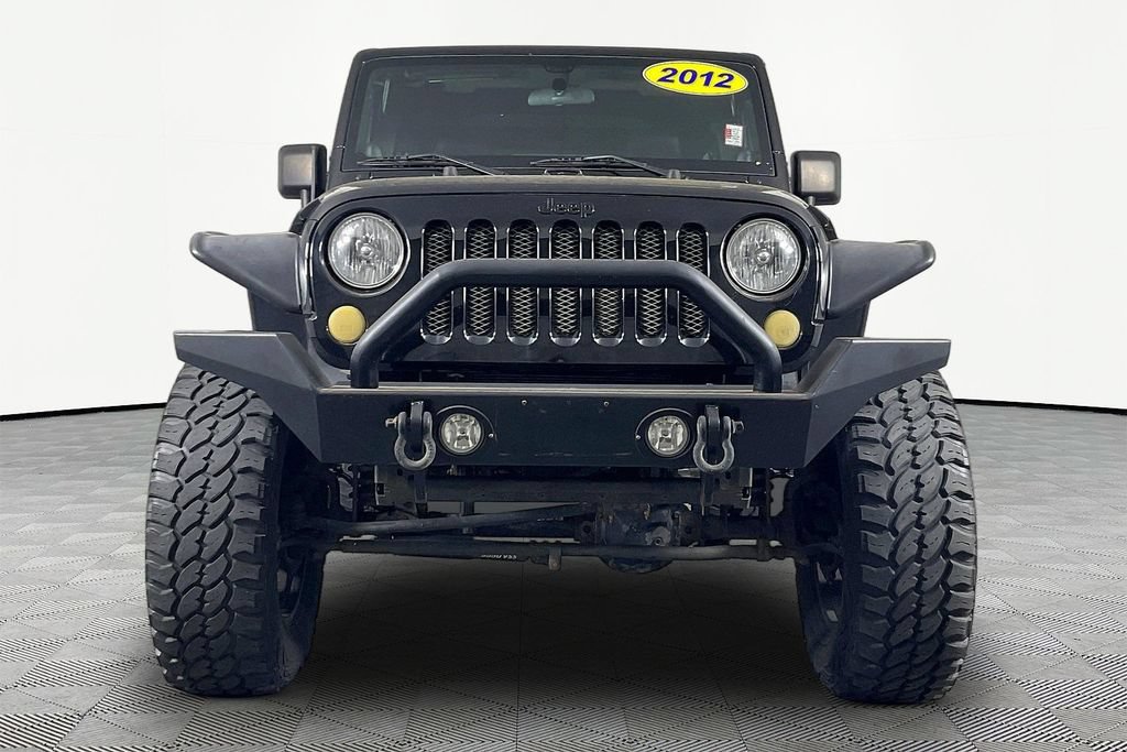 Used 2012 Jeep Wrangler Unlimited Sahara AWD/4WD image 2