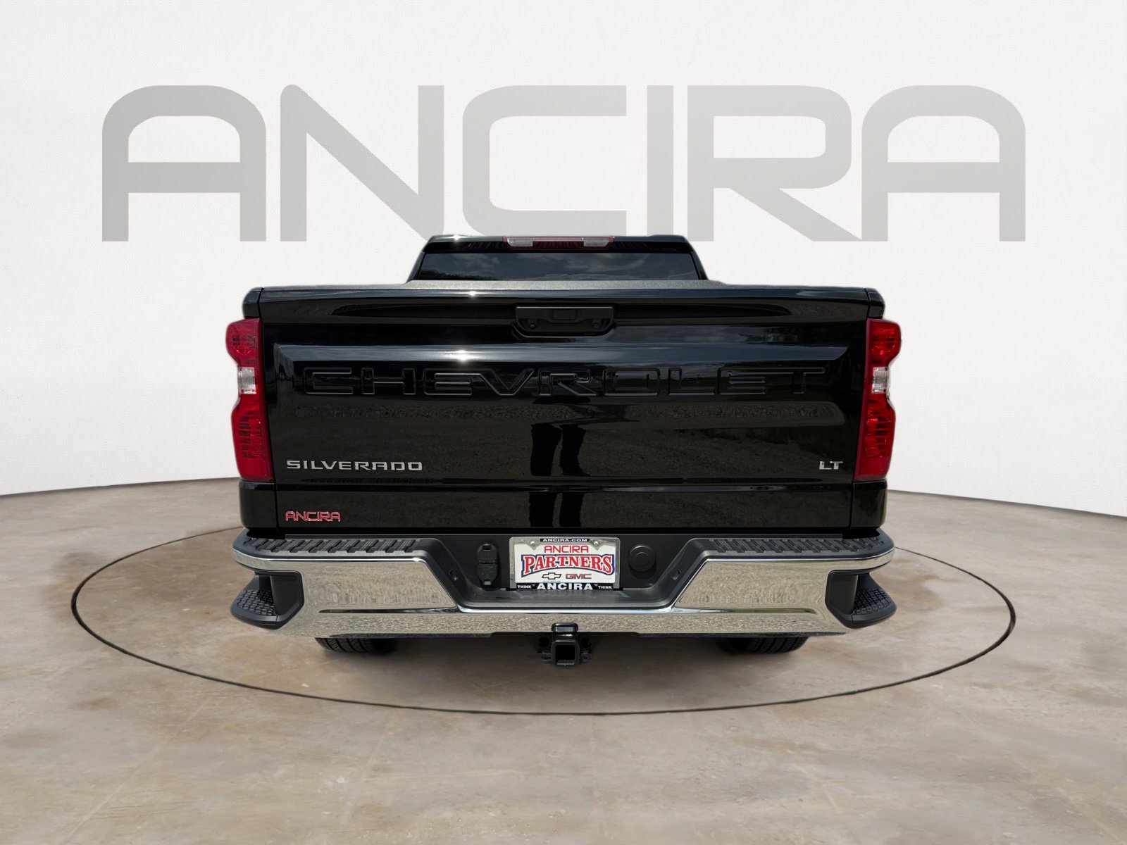 Used 2024 Chevrolet Silverado 1500 LT image 9