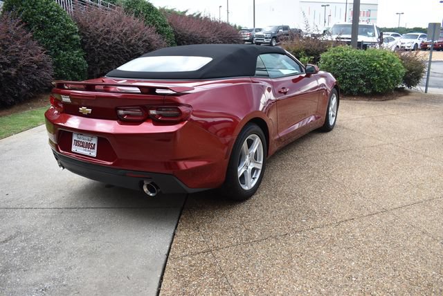 Used 2023 Chevrolet Camaro LT w/ Technology Package RWD image 9