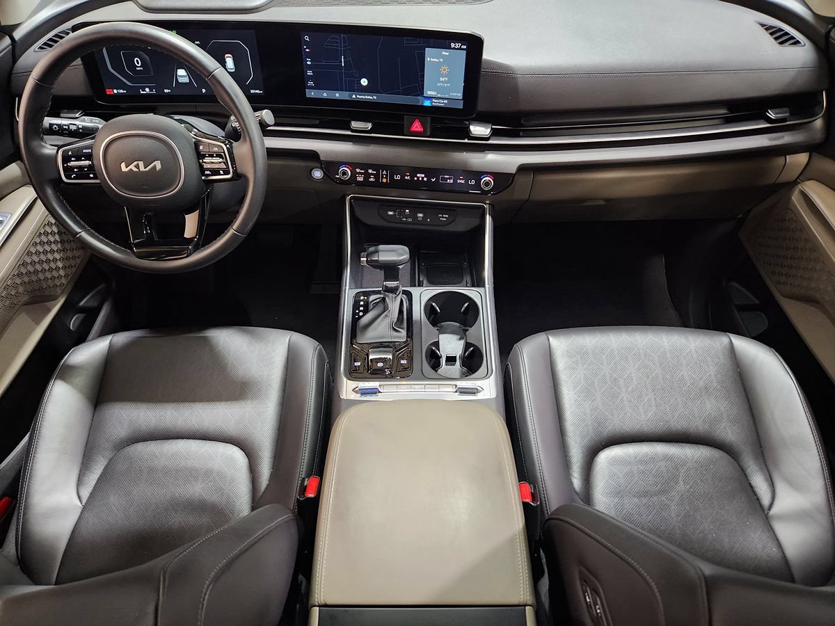 Used 2025 Kia Carnival SX FWD image 46