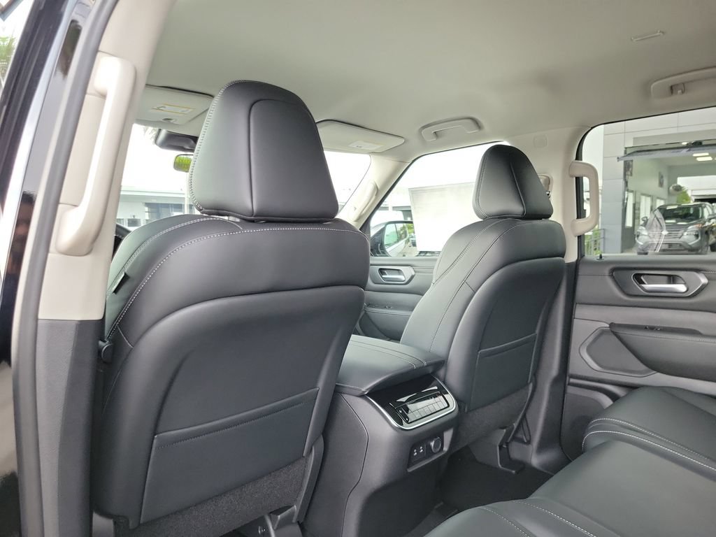 New 2026 Nissan Armada SV RWD image 7