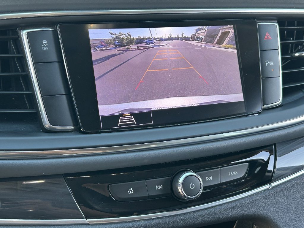 Used 2020 Buick Enclave Essence w/ Sport Touring Edition FWD image 29