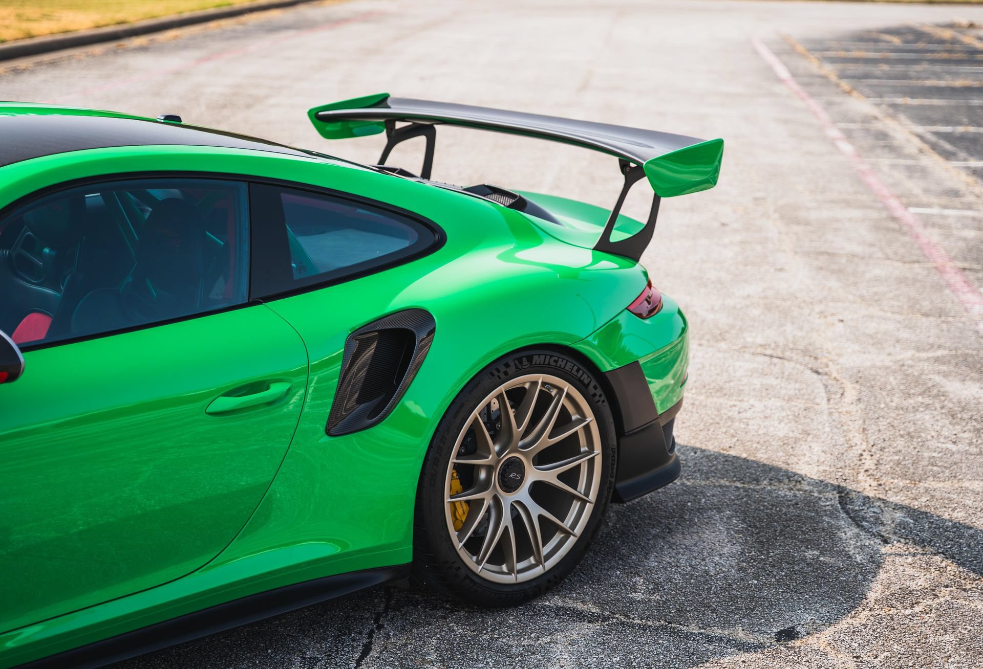 Used 2018 Porsche 911 GT2 RS RWD image 7