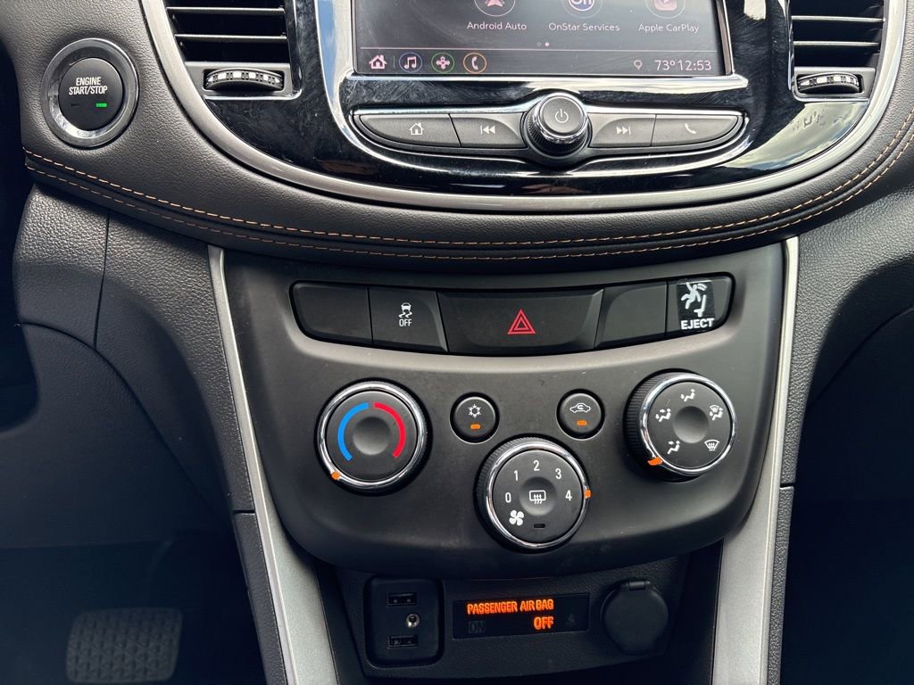 Used 2022 Chevrolet Trax LT w/ Midnight Edition image 29