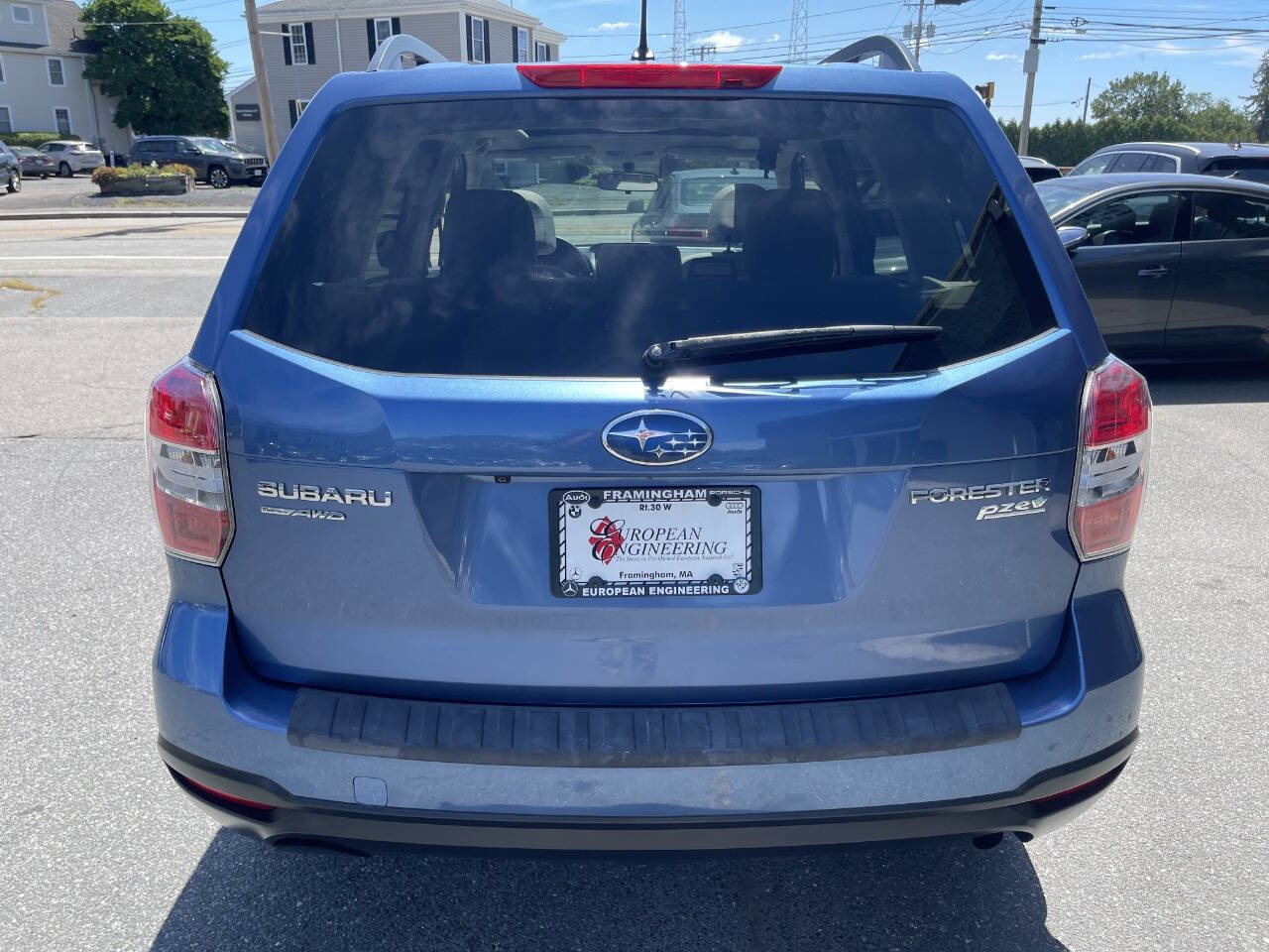 Used 2015 Subaru Forester 2.5i Premium w/ All-Weather Package image 6