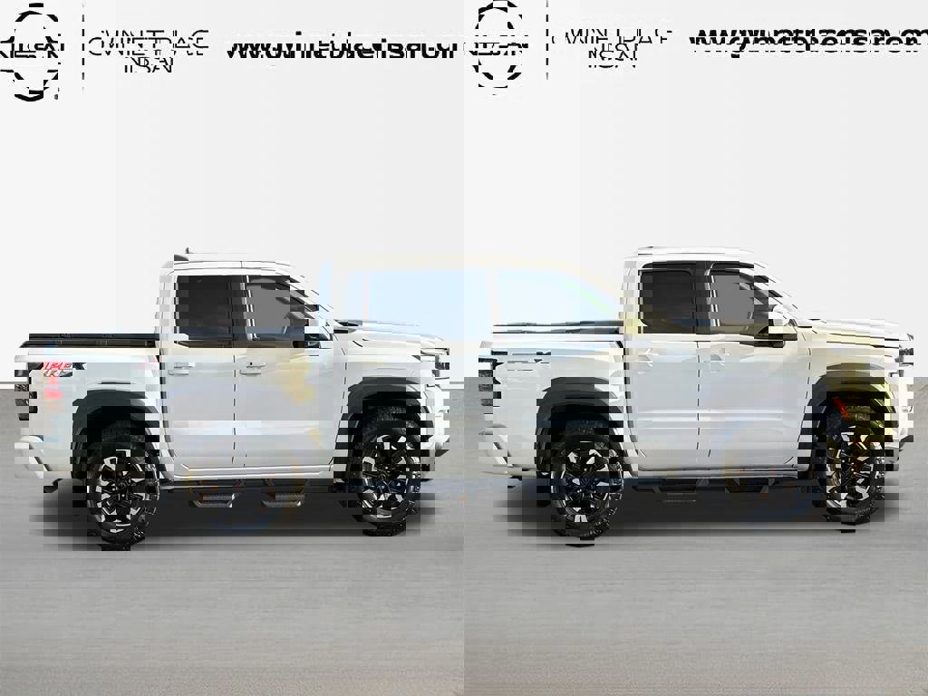 Used 2022 Nissan Frontier Pro-X image 4