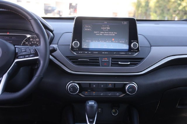 Certified 2024 Nissan Altima 2.5 SR FWD image 24