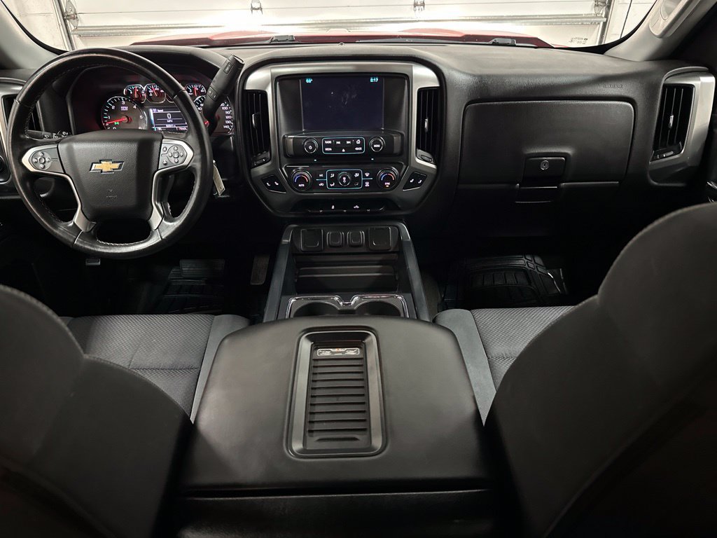 Used 2017 Chevrolet Silverado 1500 LT w/ All Star Edition AWD/4WD image 23
