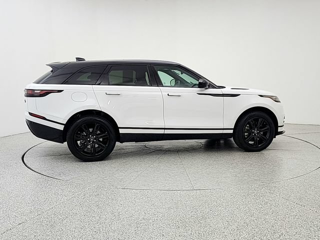 Certified 2023 Land Rover Range Rover Velar R-Dynamic S AWD/4WD image 4
