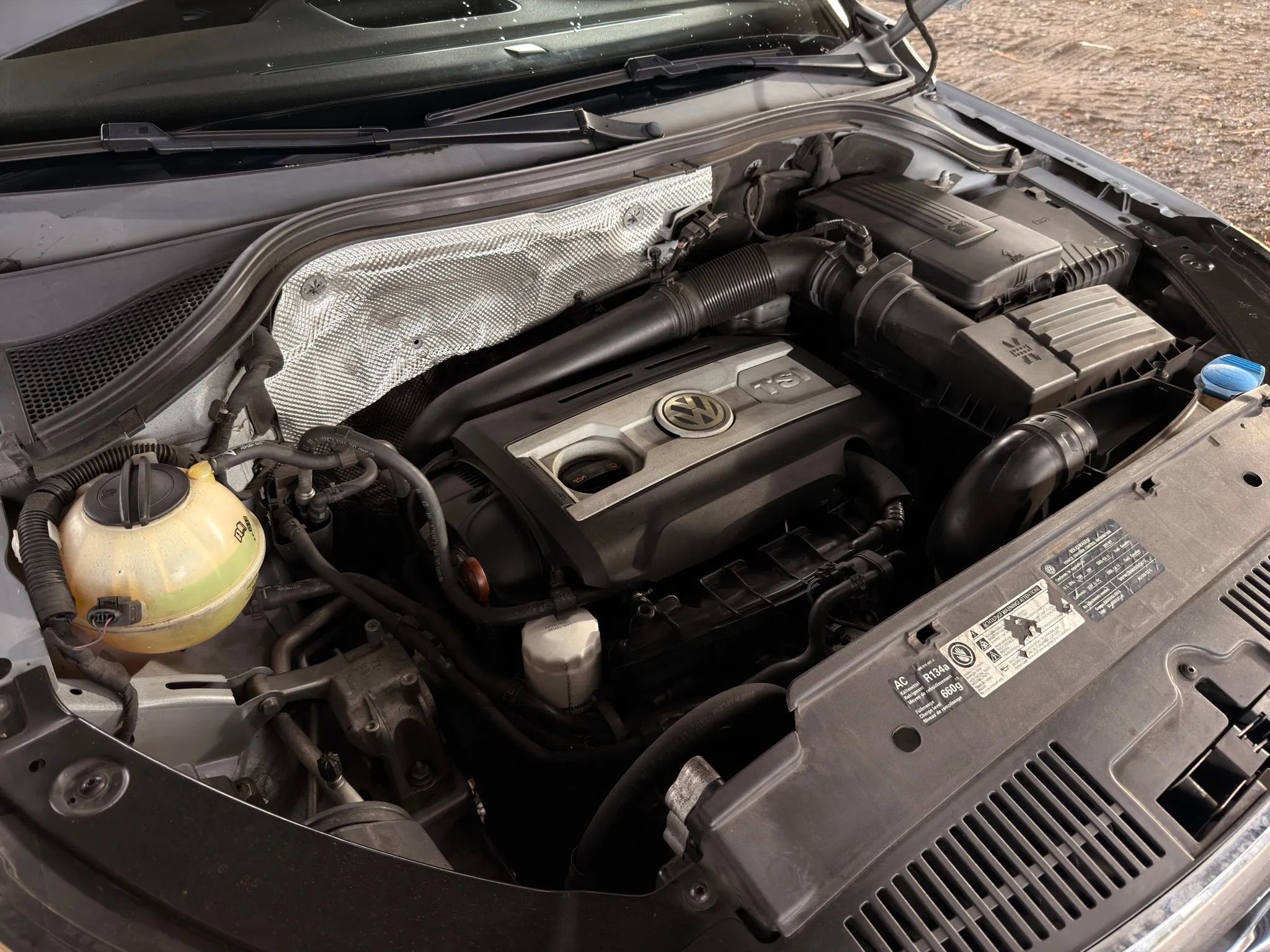 Used 2011 Volkswagen Tiguan S image 50