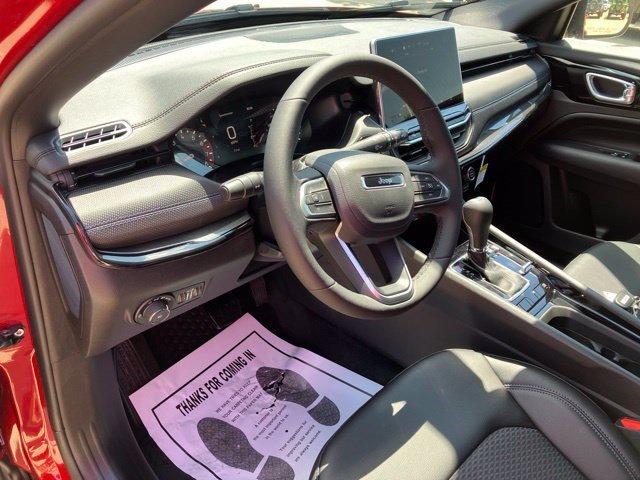 New 2026 Jeep Compass Latitude AWD/4WD image 13