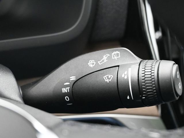 New 2026 Volvo XC90 B6 Plus w/ Protection Package Premier image 24