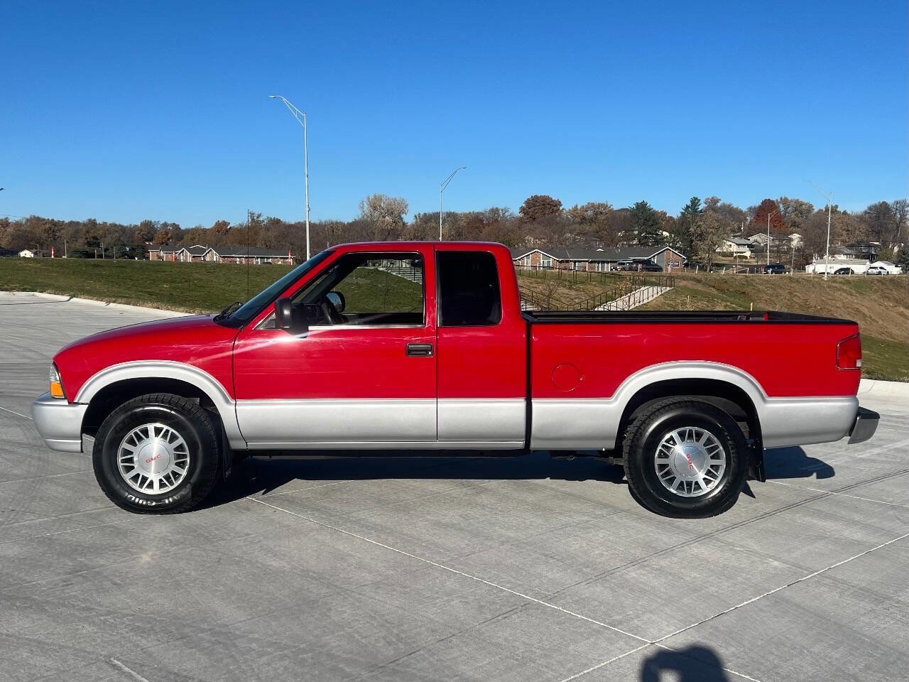 Used 2001 GMC Sonoma SLS w/ Super Spec Pkg 1 image 5
