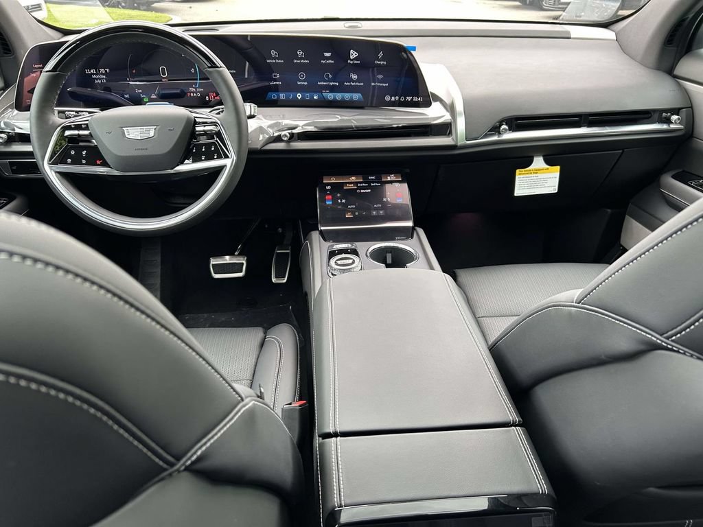 New 2027 Cadillac Vistiq Sport AWD/4WD image 15