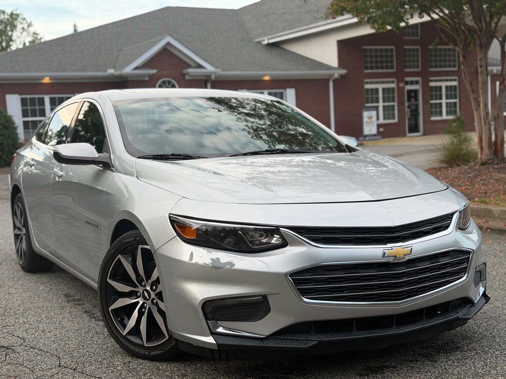 Used 2016 Chevrolet Malibu LT w/ Leather Package FWD image 7
