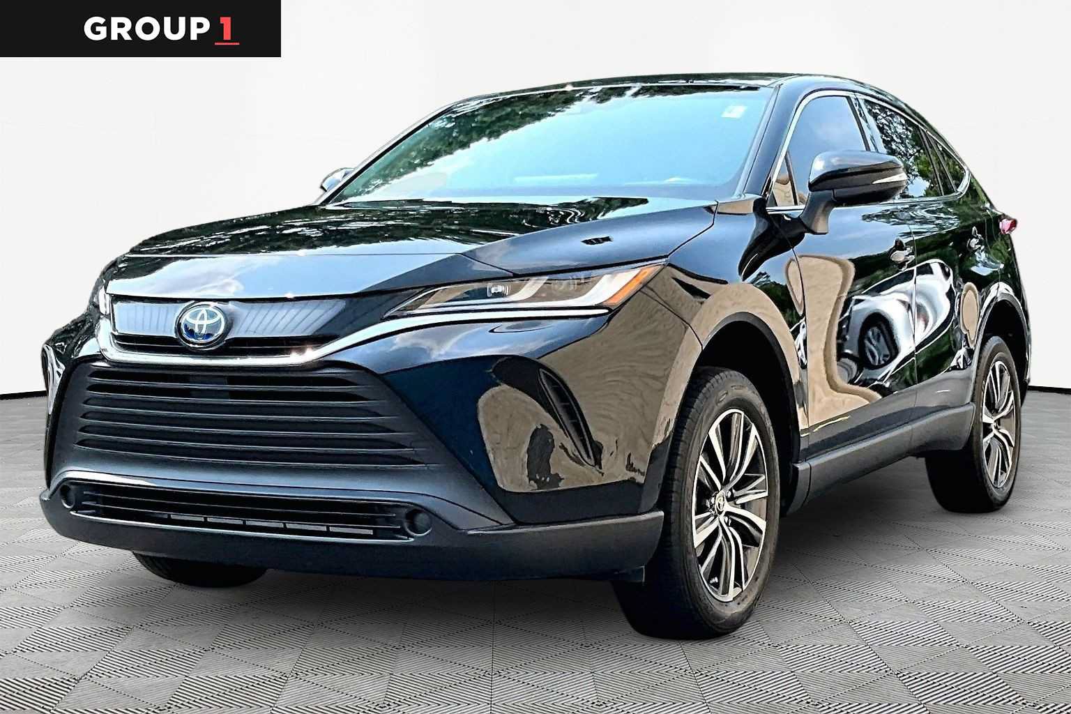 Certified 2024 Toyota Venza LE AWD/4WD video 1