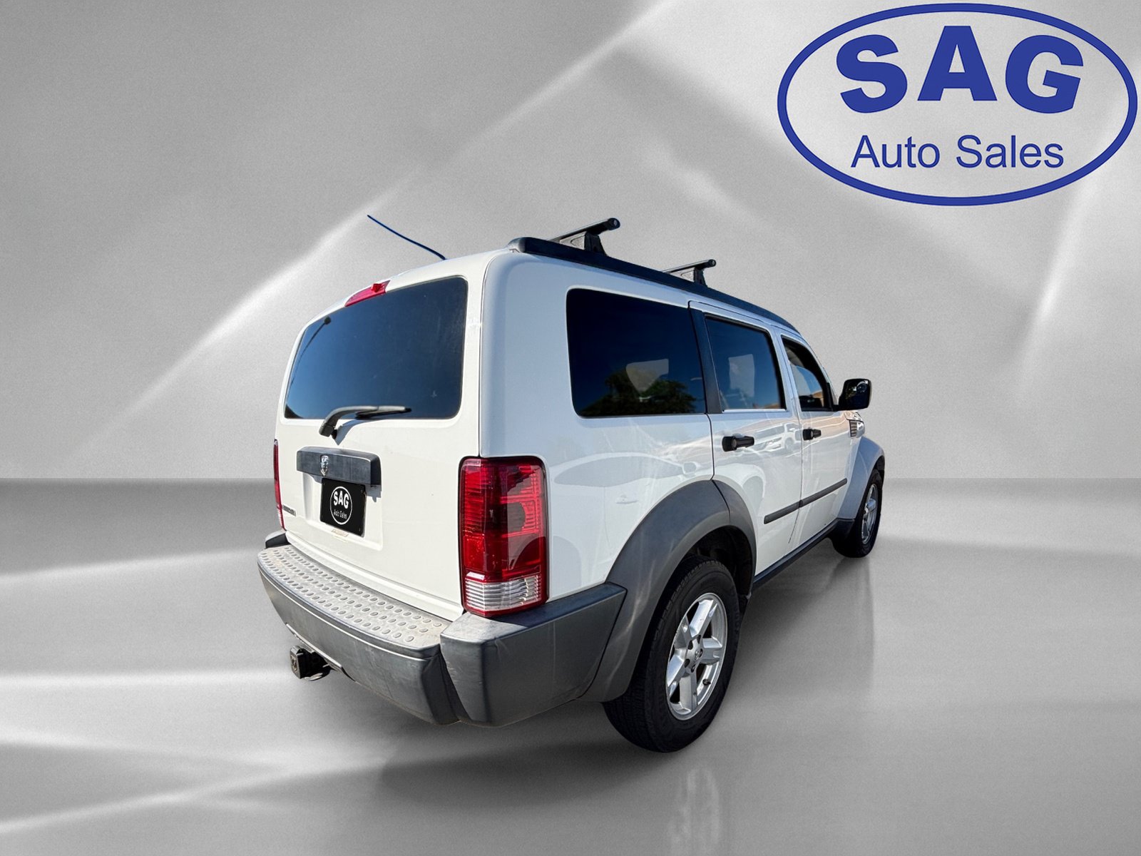 Used 2007 Dodge Nitro SXT RWD image 3