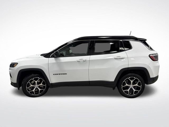 Used 2024 Jeep Compass Limited image 11