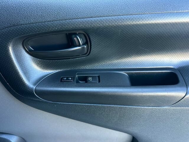 Used 2015 Nissan NV200 SV w/ Technology Package FWD image 19
