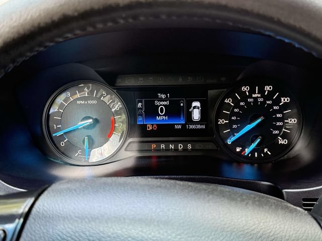 Used 2017 Ford Explorer XLT AWD/4WD image 22