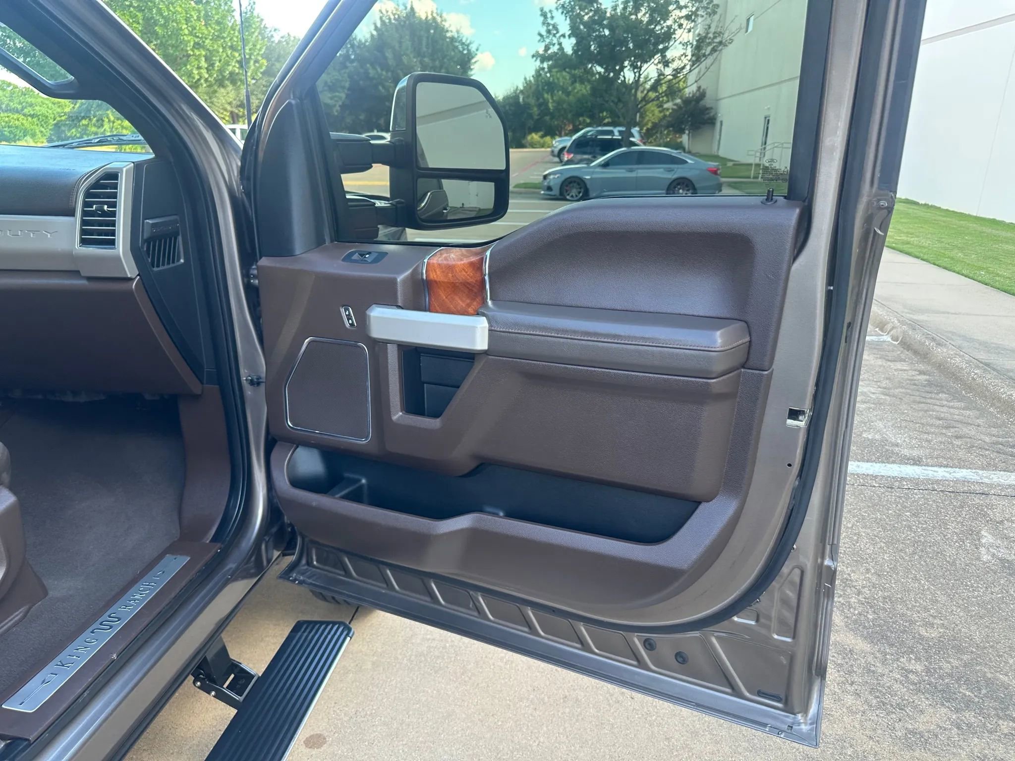 Used 2019 Ford F350 King Ranch w/ King Ranch Ultimate Package image 30
