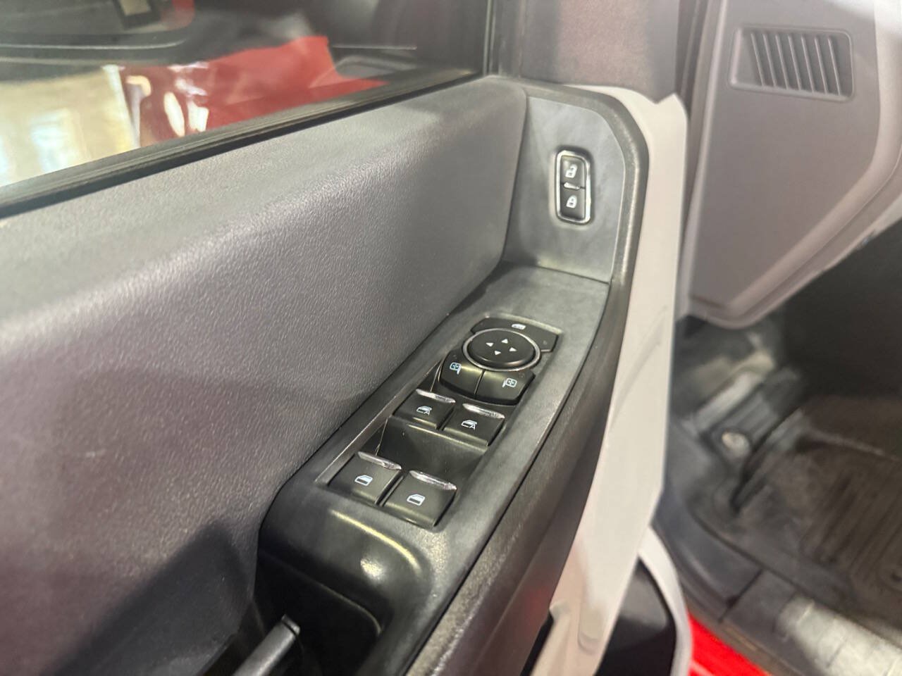 Used 2024 Ford F250 XL w/ XL Chrome Package AWD/4WD image 17