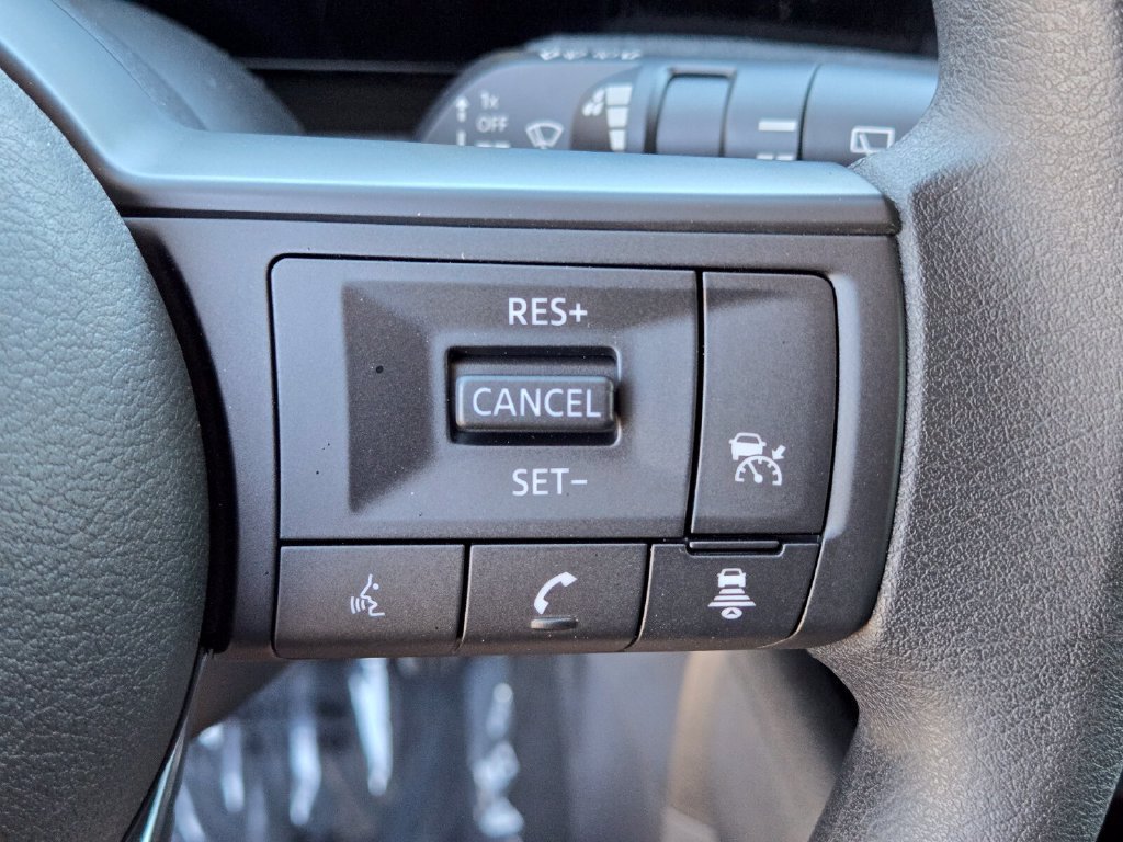 New 2027 Nissan Kicks SV w/ SV Premium Package FWD image 30
