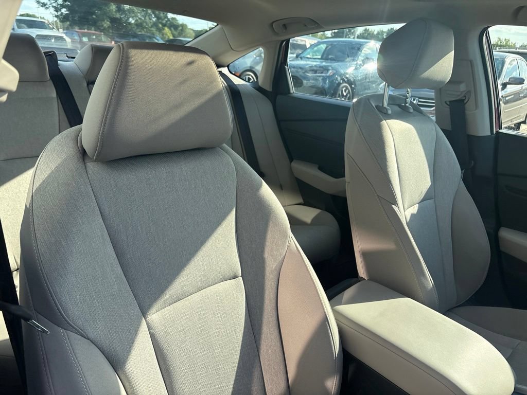 Certified 2025 Honda Accord SE image 25