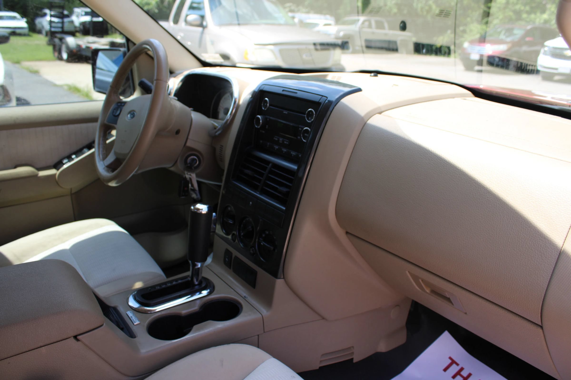 Used 2010 Ford Explorer Sport Trac XLT RWD image 22