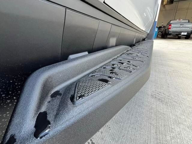 New 2024 Chevrolet Silverado EV W/T image 11