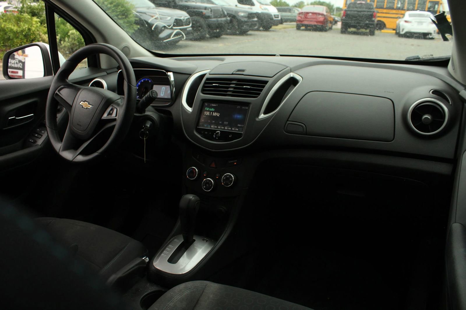 Used 2016 Chevrolet Trax LS w/ LPO, Protection Package FWD image 16
