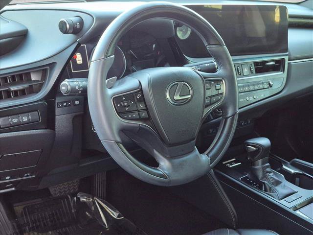 Certified 2023 Lexus ES 350 Ultra Luxury w/ Accessory Package (Z2) FWD image 10