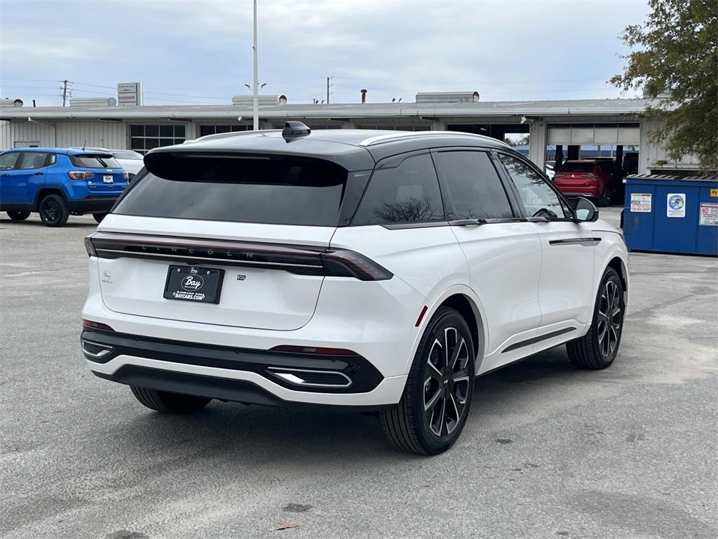 New 2026 Lincoln Nautilus Reserve image 5