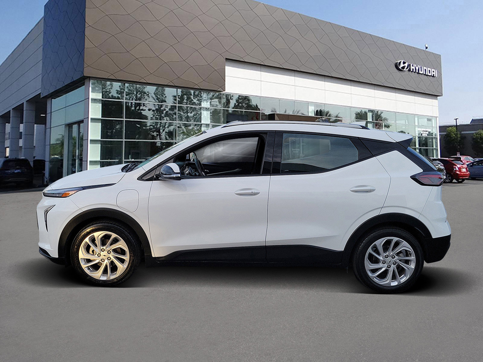 Used 2022 Chevrolet Bolt EUV LT image 3