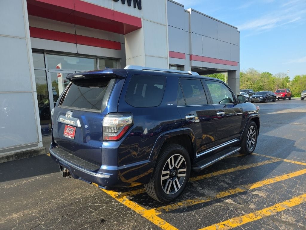 Used 2016 Toyota 4Runner Limited image 3