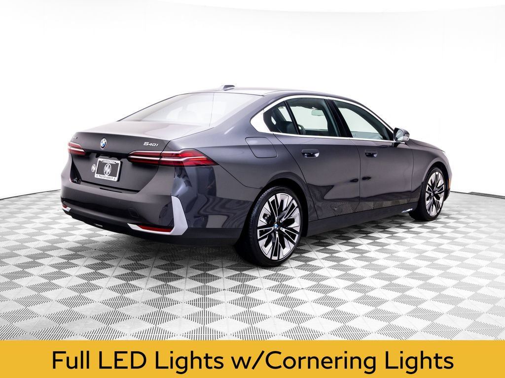 Used 2024 BMW 540i xDrive w/ Premium Package AWD/4WD image 5