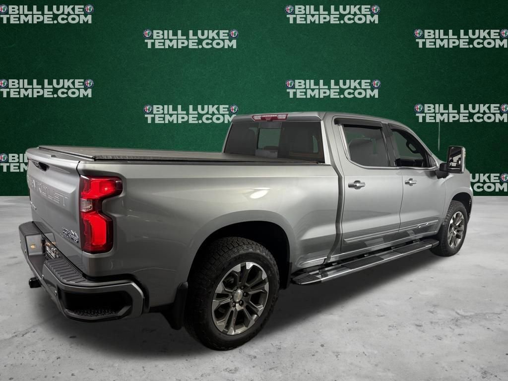 Used 2023 Chevrolet Silverado 1500 High Country w/ Technology Package image 4