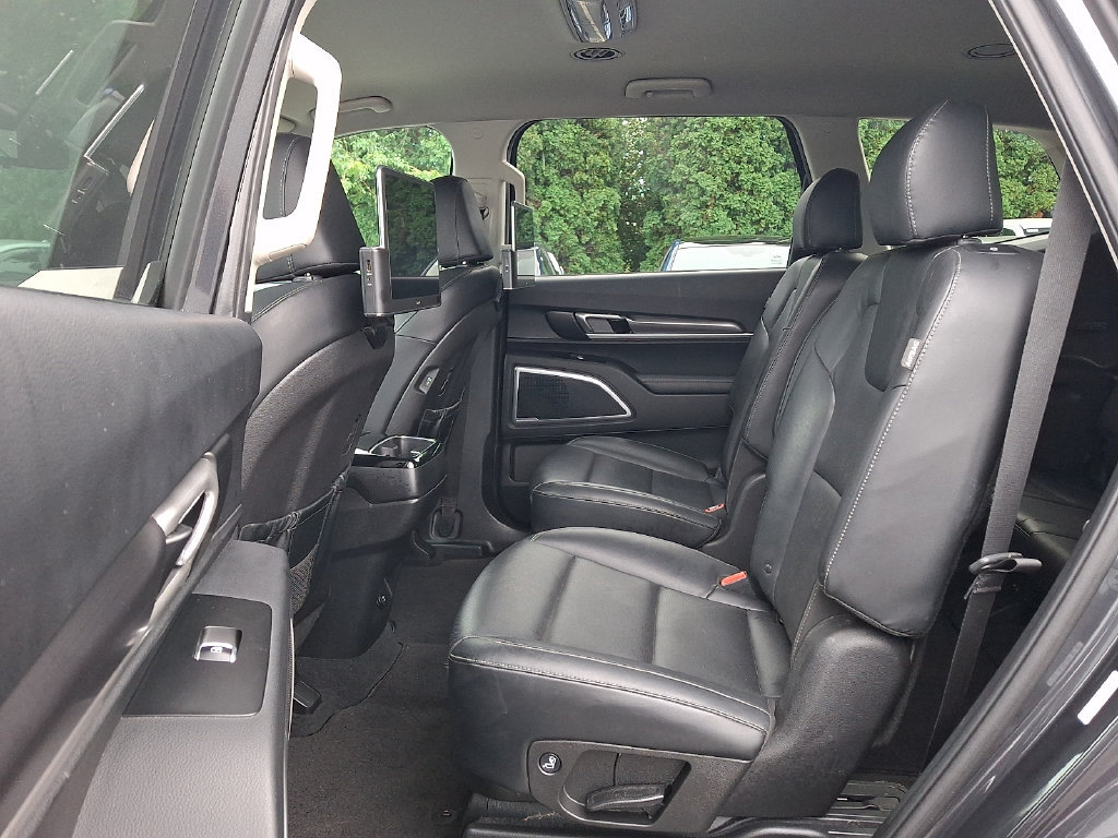 Used 2023 Kia Telluride S AWD/4WD image 12