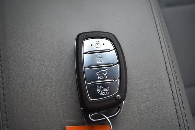 Used 2021 Hyundai Tucson Value w/ Cargo Package image 29