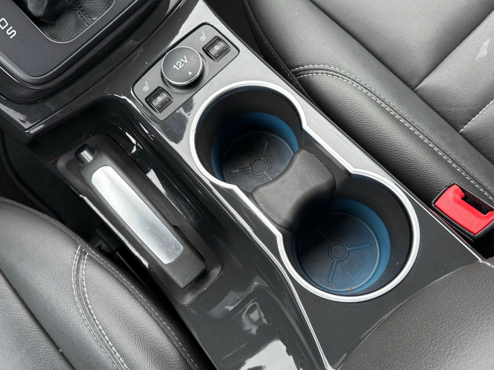 Used 2015 Ford Escape Titanium w/ Equipment Group 301A image 21