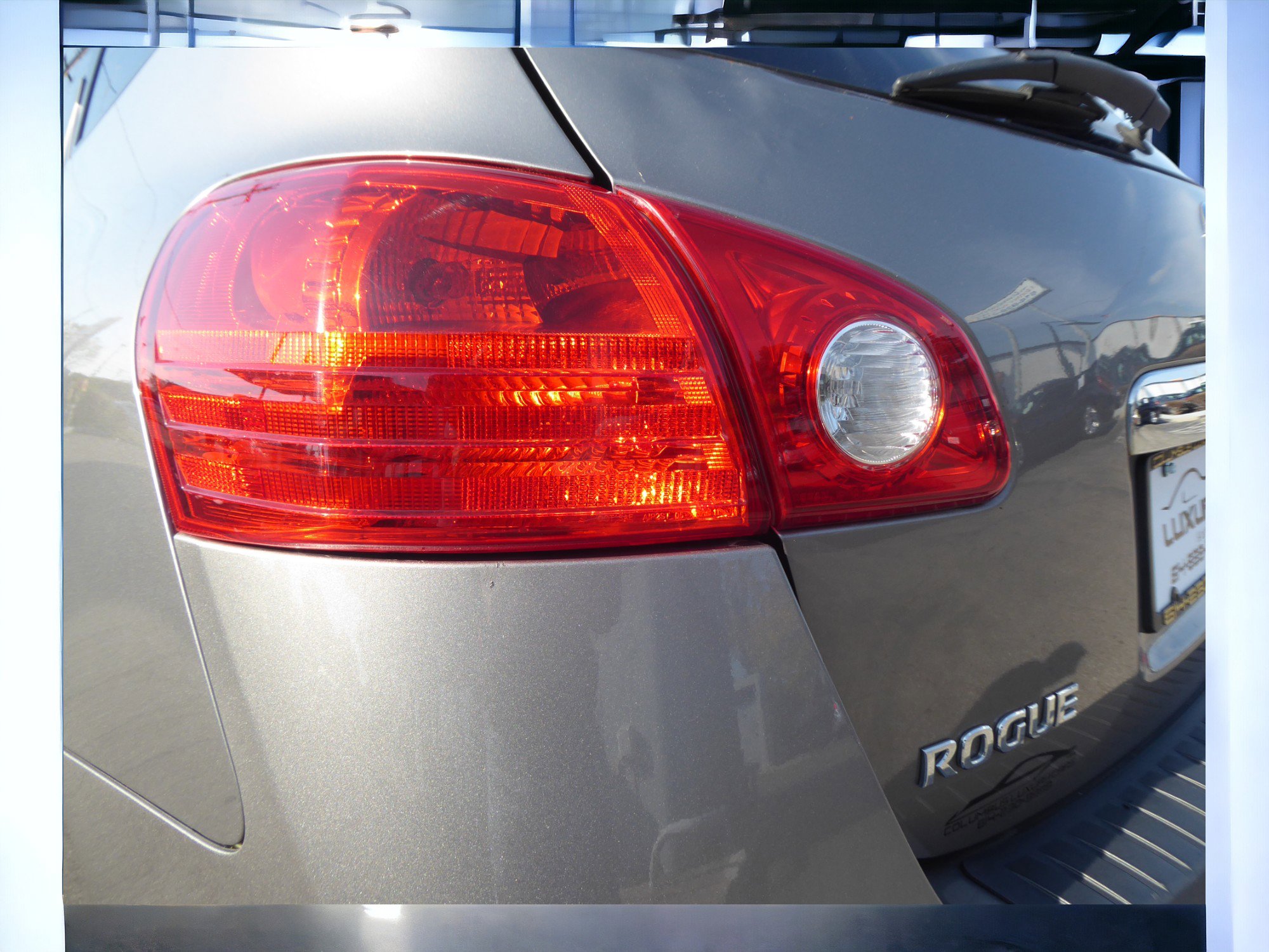 Used 2012 Nissan Rogue SL image 23