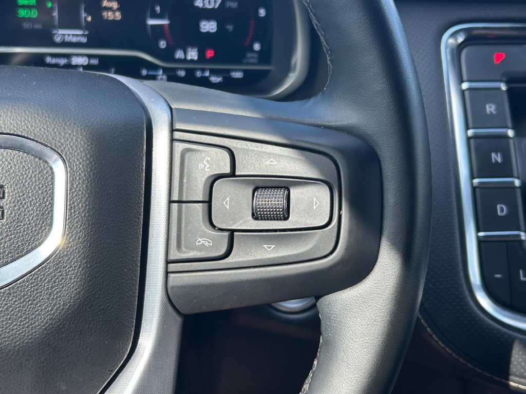 Used 2023 GMC Yukon SLT w/ SLT Premium Package AWD/4WD image 44