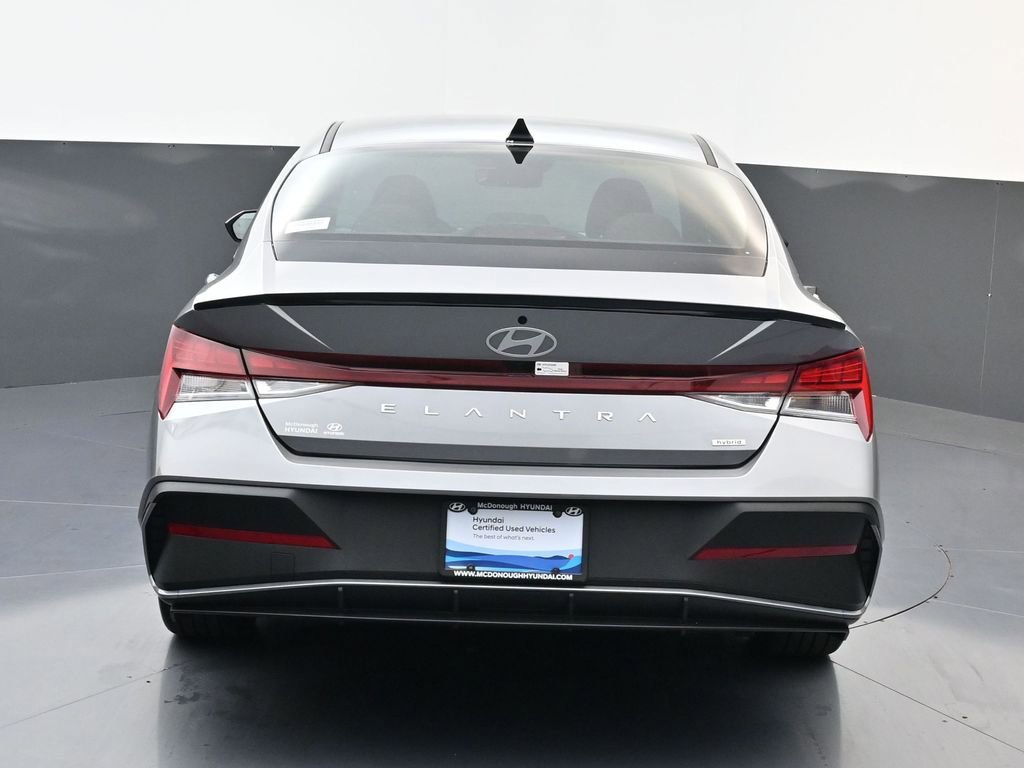 Used 2025 Hyundai Elantra SEL FWD image 5